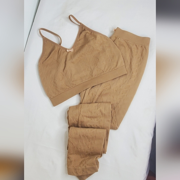 Source Unknown Other - Source Unknown Cozy Brown Pajama Set